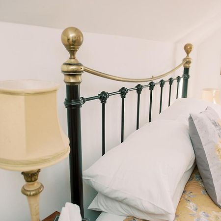 4 Lyndhurst Rd Brockenhurst Εξωτερικό φωτογραφία