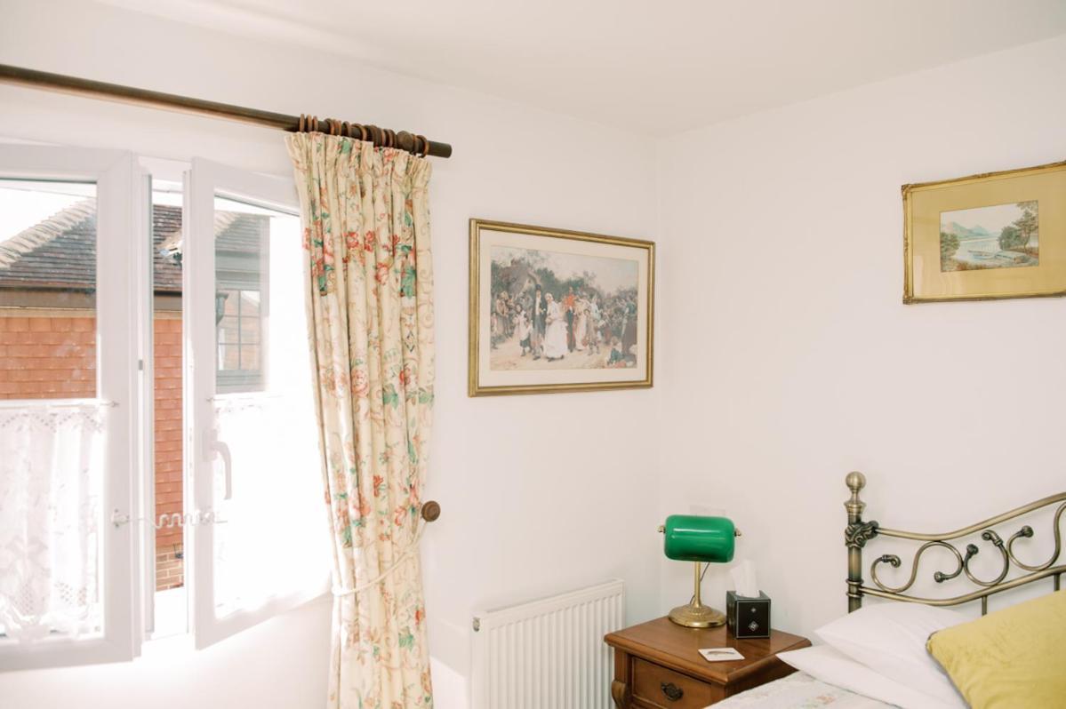 4 Lyndhurst Rd Brockenhurst Εξωτερικό φωτογραφία
