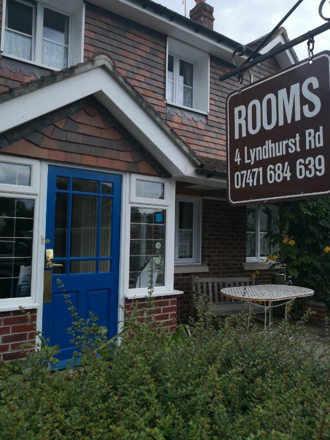 4 Lyndhurst Rd Brockenhurst Εξωτερικό φωτογραφία